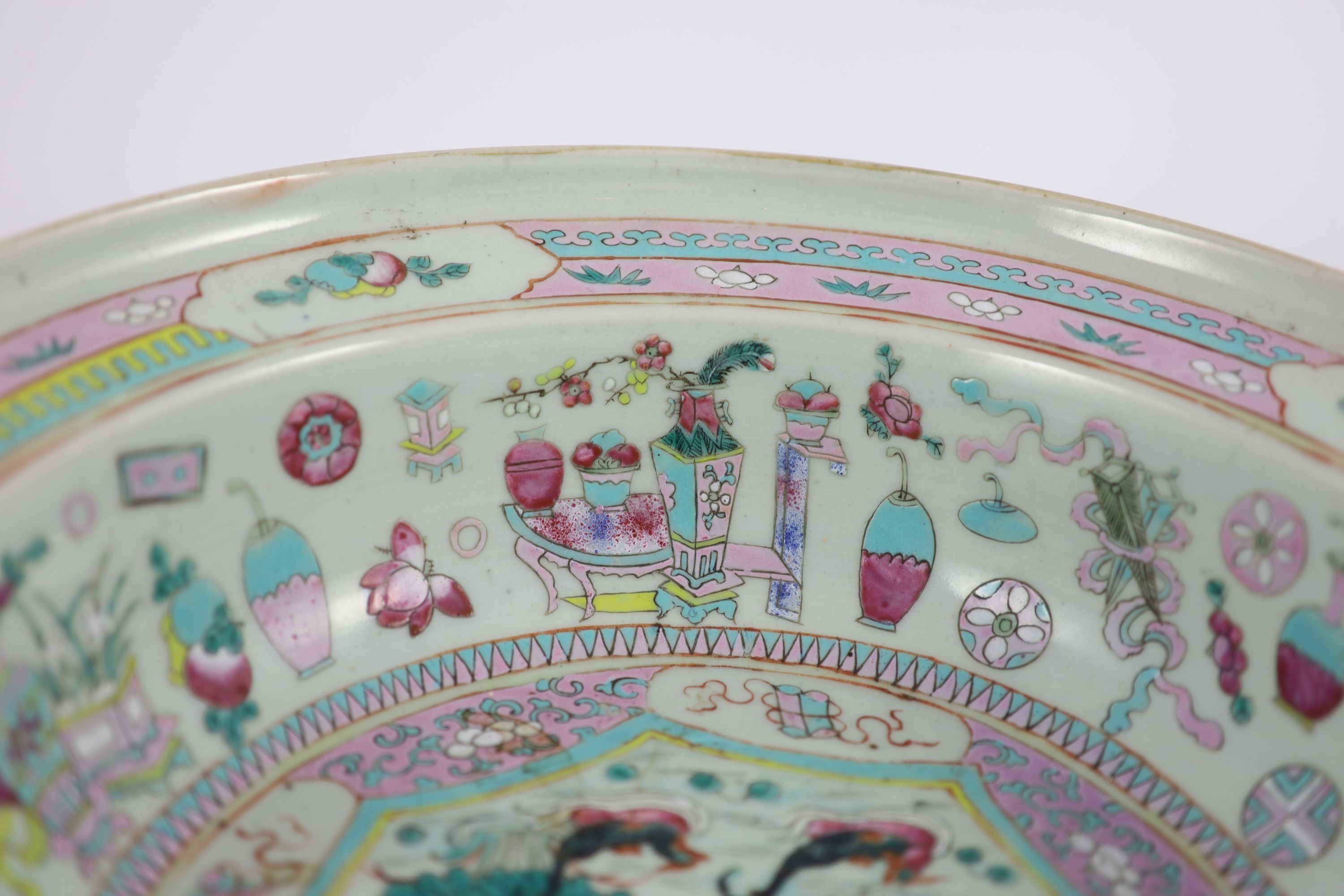 A Chinese famille rose wash basin, mid 19th century, 37.5 cm diameter, over-glazed firing crack